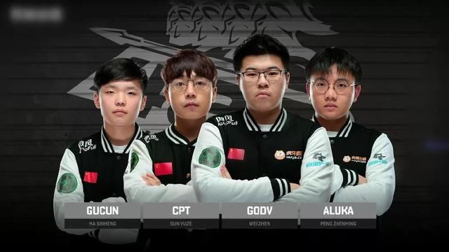 號進攻手之 號進攻手之