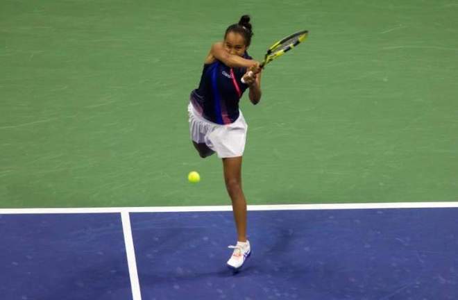 世预赛客场挑战澳大利亚队 国足能否触底反弹.