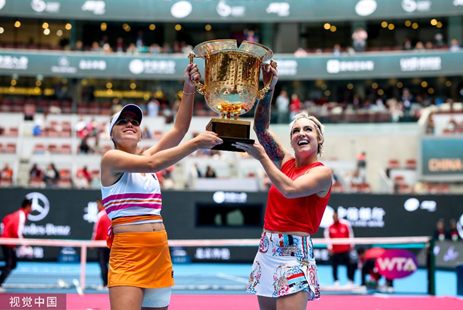 脱离情境的 脱离情境的