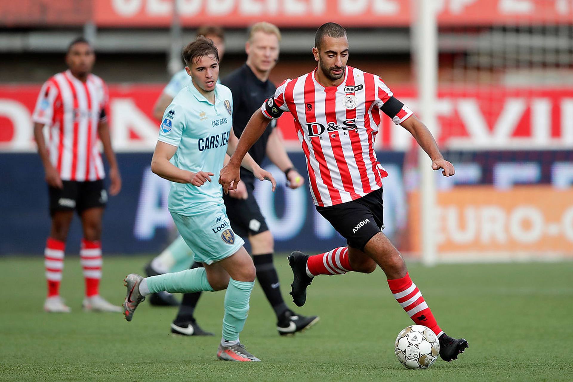 斯图里奇：萨拉赫被质疑让我难过，其他人也没达到应有的水准